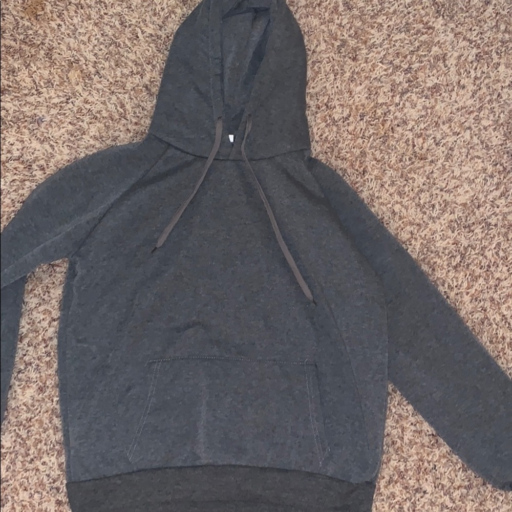 Gray sweatshirt